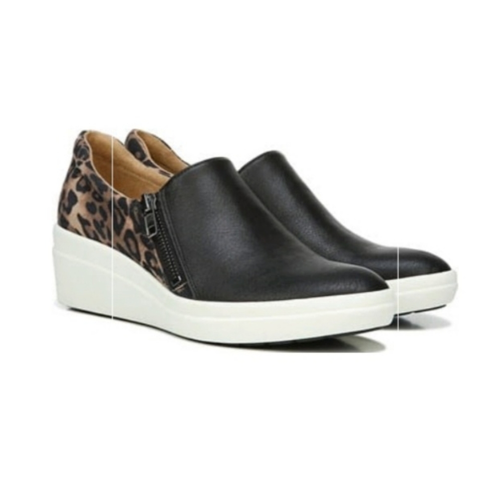 Naturalizer Sierra Slip on Wedge Sneaker